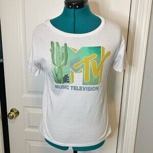 MTV Music Television Casual Crop Summer Vintage Lightweight Short Sleeve T Shirt